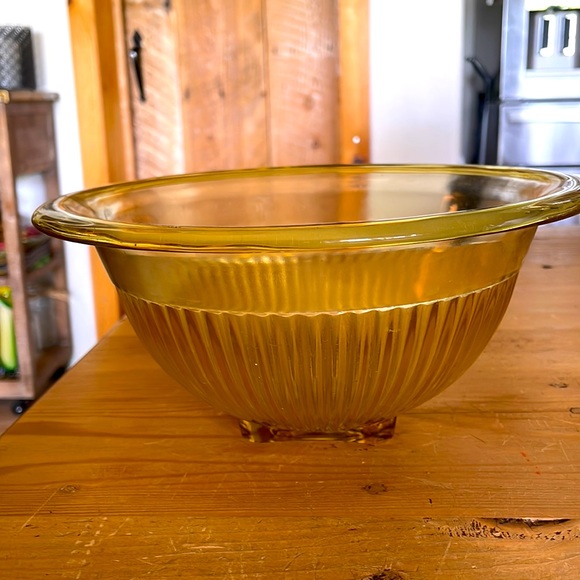 Vintage Federal Glass Amber/ Yellow Bowl - Picture 2 of 10